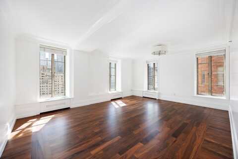 140 East 63rd Street, New York, NY 10021