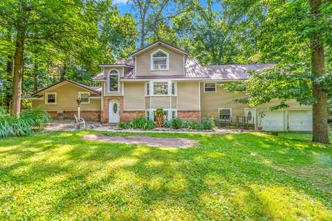 1391 Lake Wilson Road S, Hillsdale, MI 49242