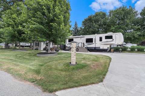 9909 S Paradise Circle, Baldwin, MI 49304