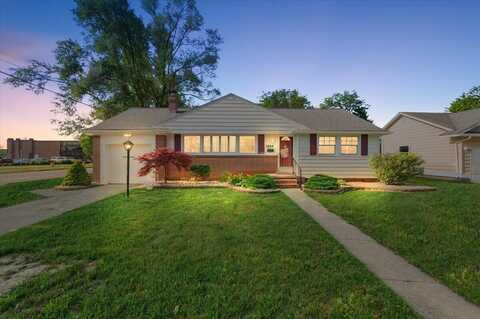 2898 Yorkshire Road, Birmingham, MI 48009