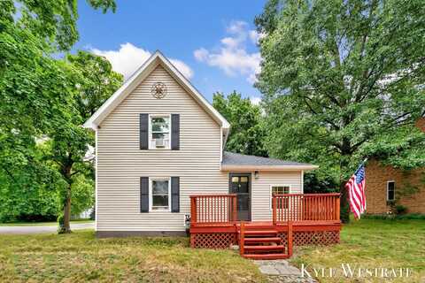 204 E Ellis Street, Belding, MI 48809
