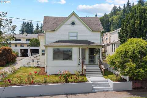 322 W C ST, Rainier, OR 97048