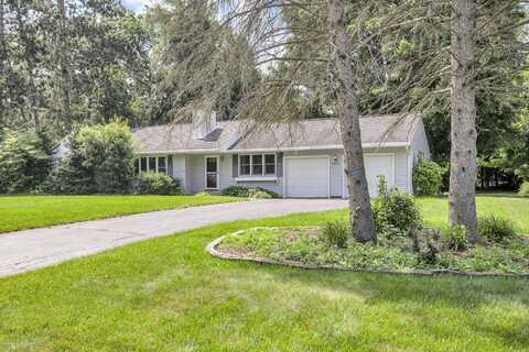 5951 Riverside Drive, Jackson, MI 49201