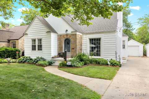 2013 Duiker Avenue NE, Grand Rapids, MI 49505