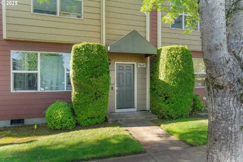 15647 NE BEECH ST, Portland, OR 97230