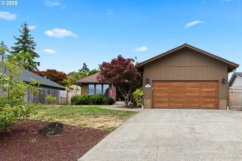 2445 LOMA VISTA DR, Roseburg, OR 97471