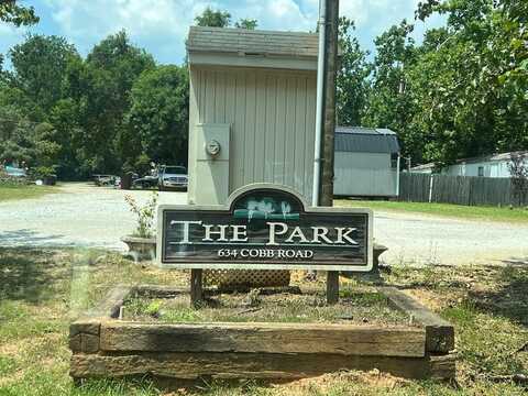 634 Cobb, Greenwood, SC 29649