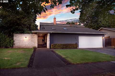 2915 CHUCKANUT ST, Eugene, OR 97408