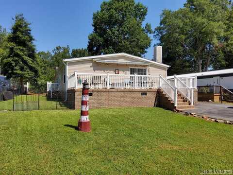65 Elkhorn Trail, Bracey, VA 23919