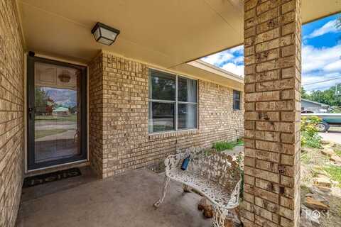 606 Nichols St, Rowena, TX 76875