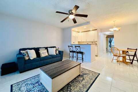 399 Sheffield Q, West Palm Beach, FL 33417