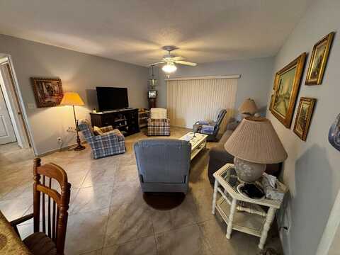701 Lori Drive, Palm Springs, FL 33461