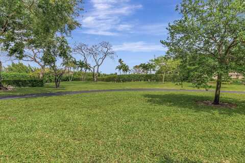 6795 Huntington Lane, Delray Beach, FL 33446