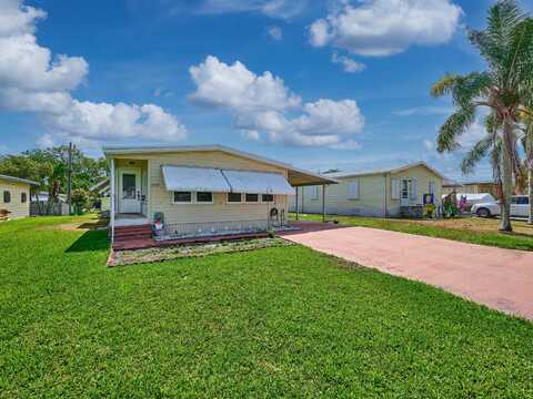 7337 SE Swan Avenue, Hobe Sound, FL 33455
