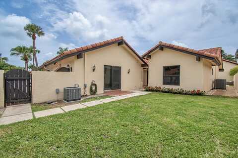 21695 San Simeon Circle, Boca Raton, FL 33433