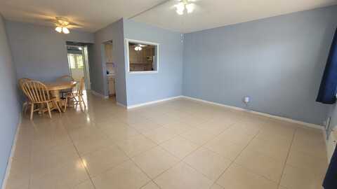 175 Salisbury H, West Palm Beach, FL 33417