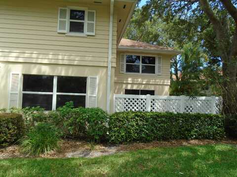 8129 Sedgewick Court, Lake Clarke Shores, FL 33406