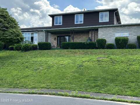 661 Mack Street, Nanticoke, PA 18634