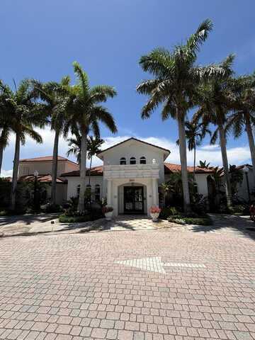 409 Villa Circle, Boynton Beach, FL 33435