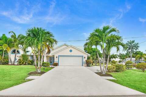 702 SE Adams Court, Port Saint Lucie, FL 34984