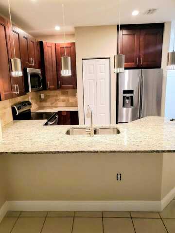 5032 SE Mariner Garden Cir, Stuart, FL 34997