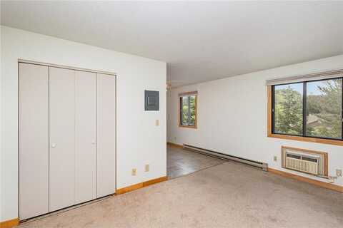 14841 58th Street N, Oak Park Heights, MN 55082