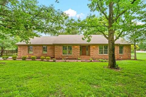 227 Crossbow, HOPKINSVILLE, KY 42240
