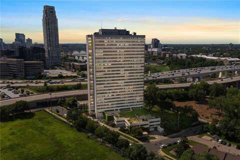 1920 S 1st Street, Minneapolis, MN 55454