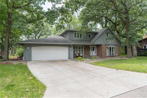 1577 Sherwood Drive, North Mankato, MN 56003