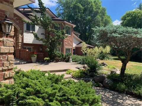 3901 125th Avenue NE, Blaine, MN 55449