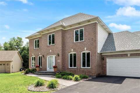 2227 Stone Creek Lane E, Chanhassen, MN 55317