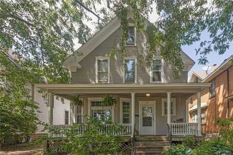 711 Geranium Avenue E, Saint Paul, MN 55106