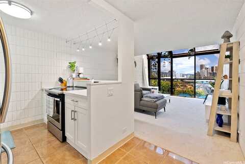 855 Makahiki Way, Honolulu, HI 96826