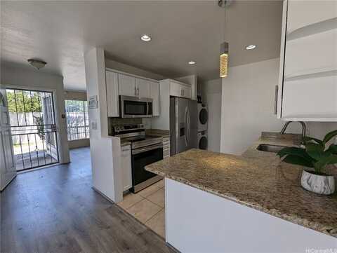 572 Mananai Place, Honolulu, HI 96818