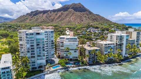 2979 Kalakaua Avenue, Honolulu, HI 96815