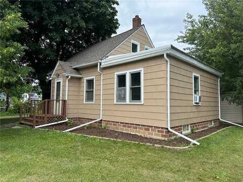 551 Center Street, Tracy, MN 56175