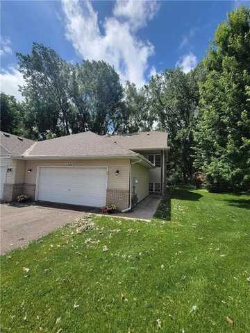 2729 Parkhaven Court N, Brooklyn Park, MN 55444
