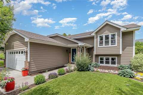 5750 Lone Oak Drive, Savage, MN 55378
