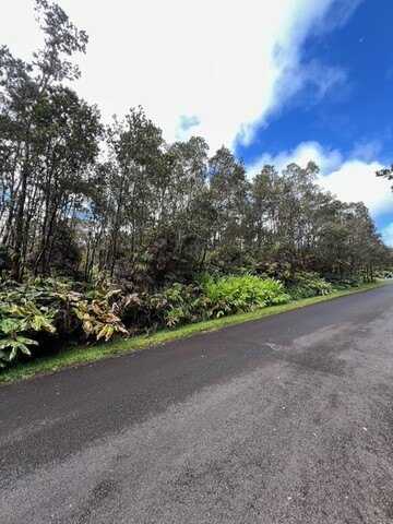 7TH ST, Volcano, HI 96785