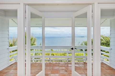 724-B WAINAKU ST, Hilo, HI 96720