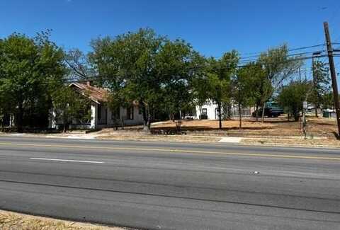 1109 Ford Street, Llano, TX 78643