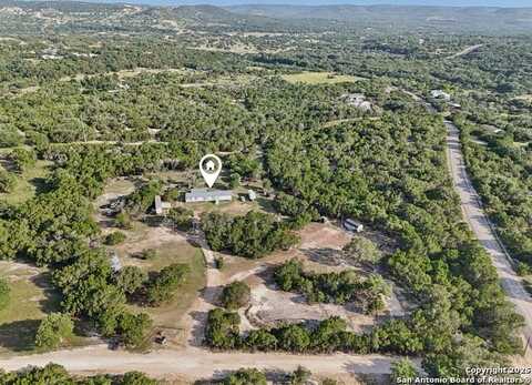 160 Deer View, Pipe Creek, TX 78063