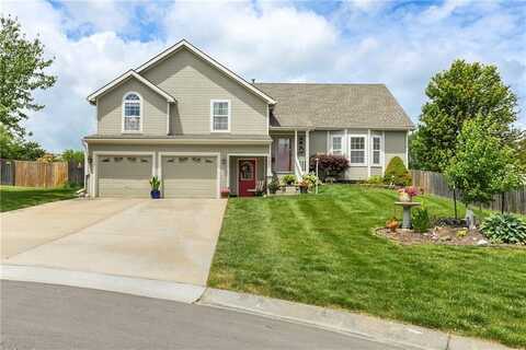 407 Maple Court, Lansing, KS 66043