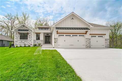 2140 Crooked Creek Drive, Kearney, MO 64060