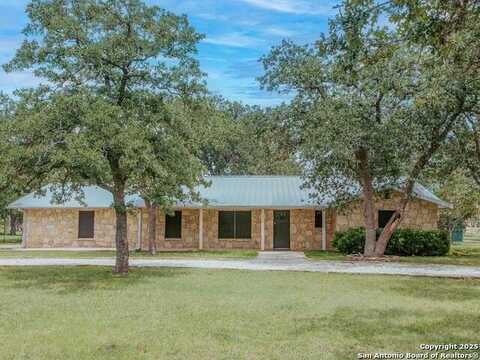 335 Sharon, Boerne, TX 78006