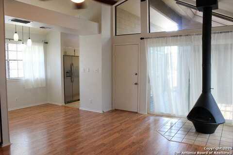 11815 Vance Jackson, San Antonio, TX 78230
