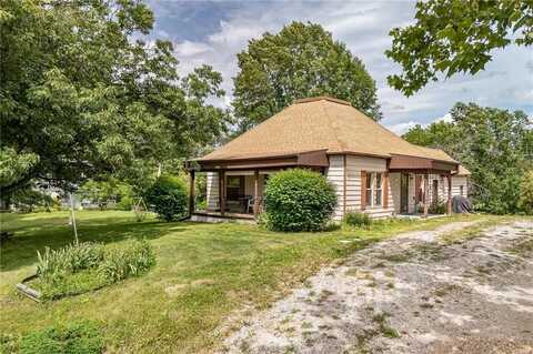 203 N Sloan Street, Maysville, MO 64469