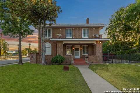 545 Adams St, San Antonio, TX 78210