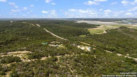 13693 Fm 1283, Mico, TX 78056