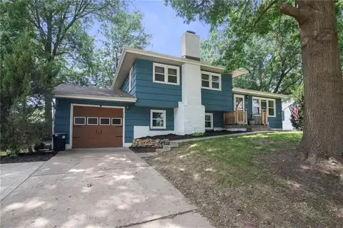 414 Monterey Avenue, Liberty, MO 64068